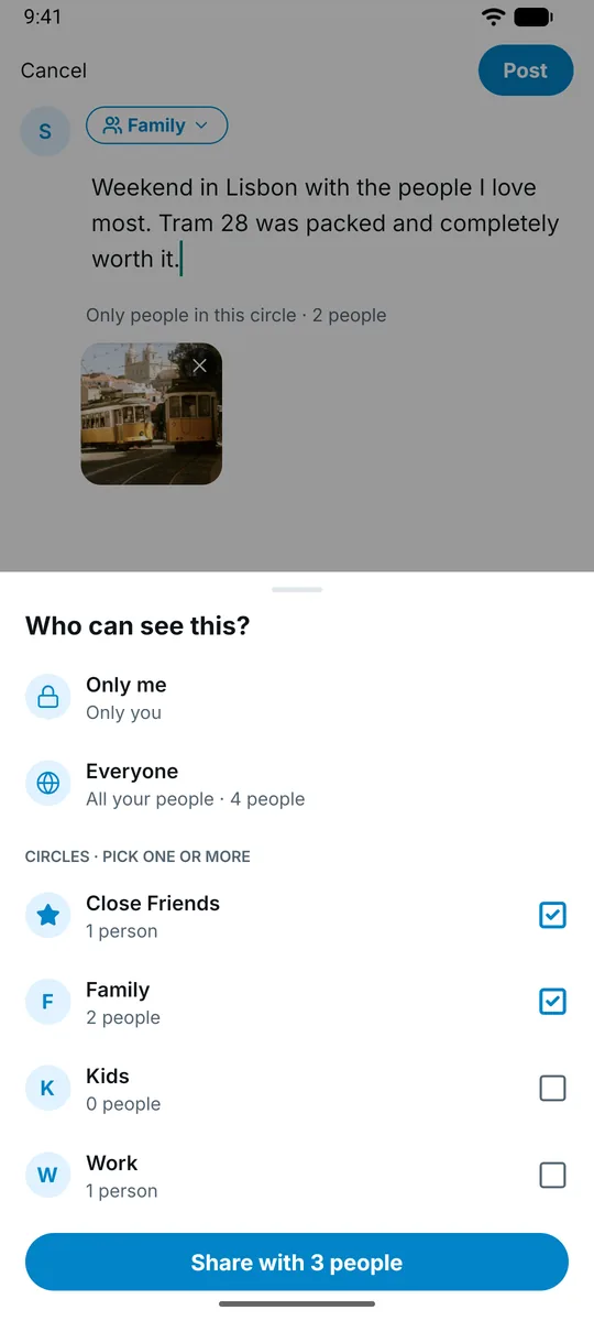 Choosing Close Friends and Family as the audience for a post